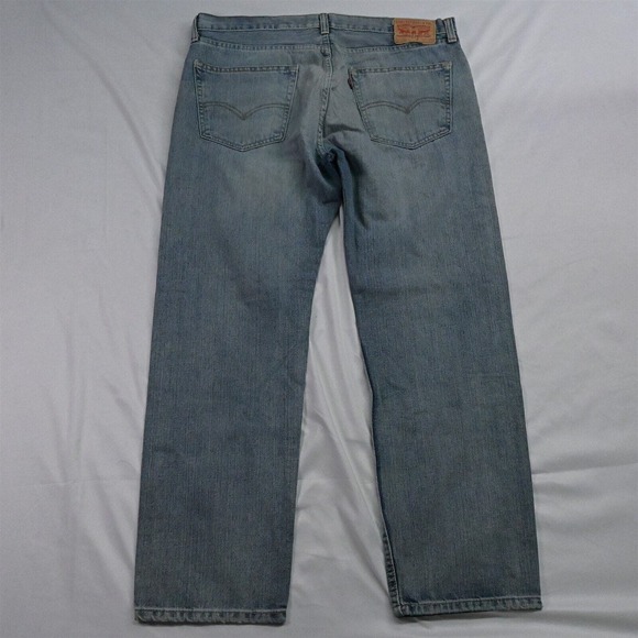 Levi's 36 x 30 505 Regular Fit Straight Light Whiskered Denim Jeans - Picture 7 of 7